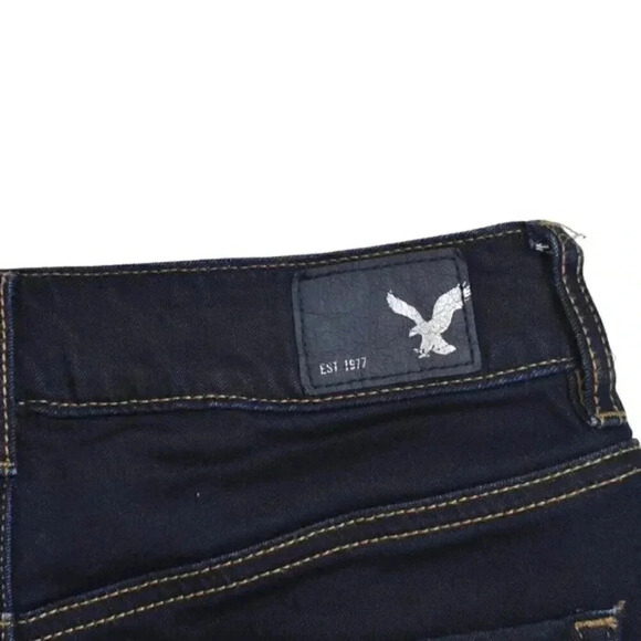 American Eagle Hi-Rise Shortie Dark Blue Wash Size  4 - Picture 3 of 10